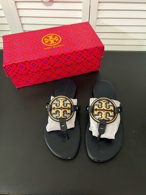 Tory Burch Navy Leather Sandals with Gold Logo Medallions size 7